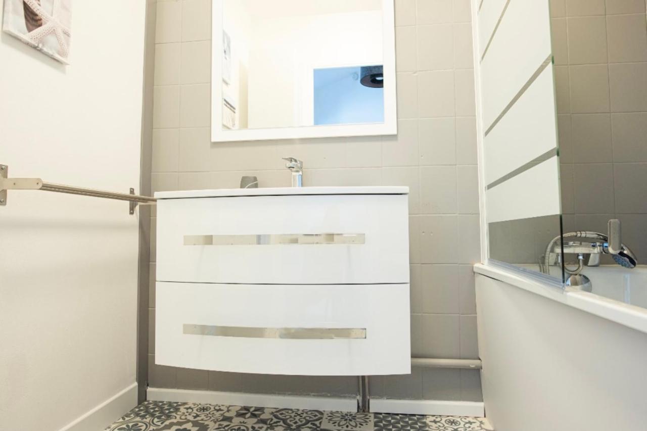 Superb Apartment Near The Port And The Sea Mauguio Bagian luar foto